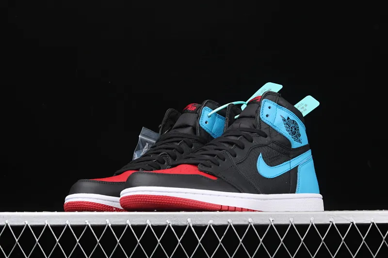 All categories Air Jordan Jordan series basketball shoes Air Jordan 1 High Air Jordan 1 High OG "UNC To Chicago" AJ1 Joe 1 police light 2.0 CD0461-046